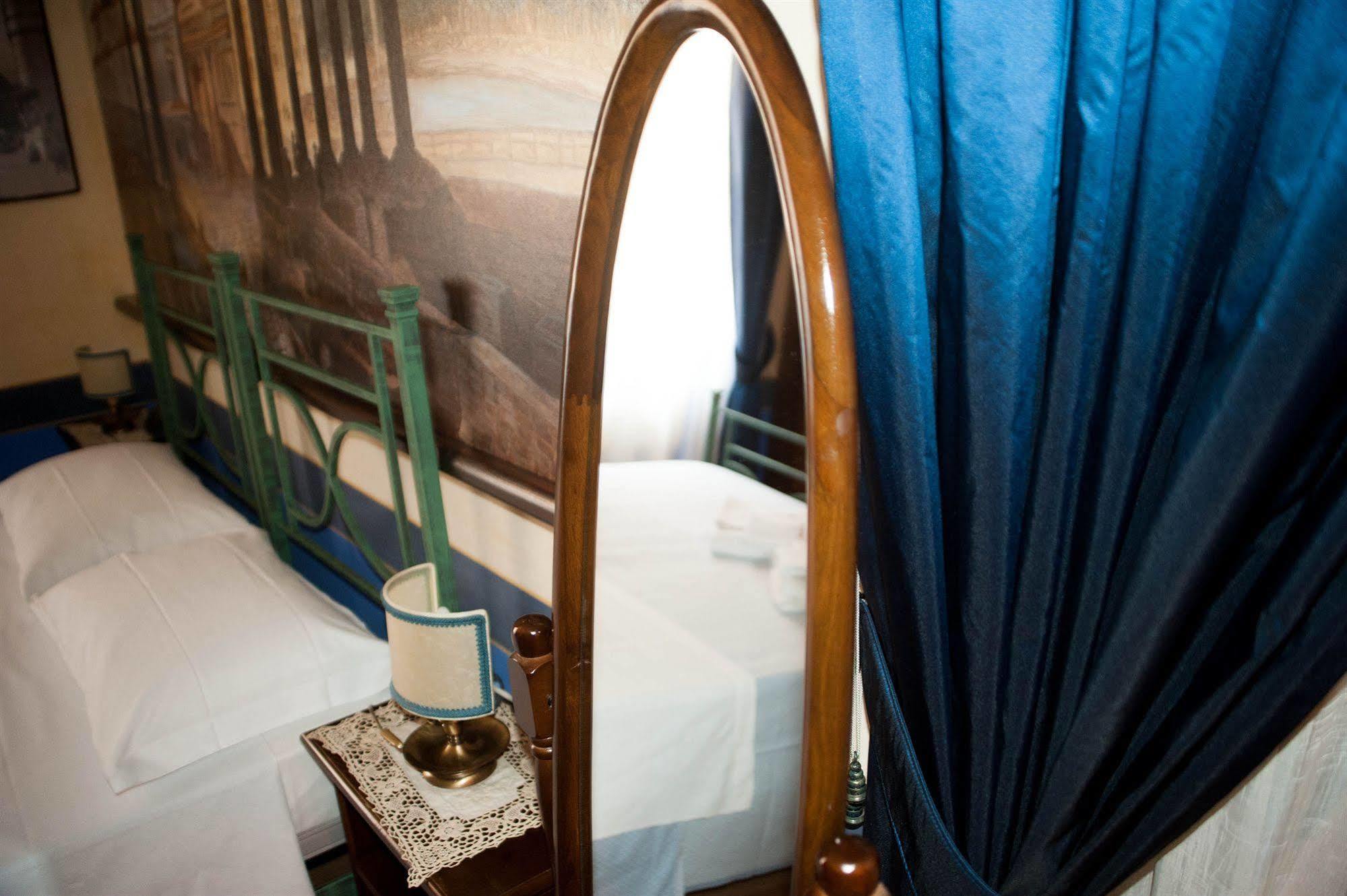 Almes Roma B&B Dış mekan fotoğraf